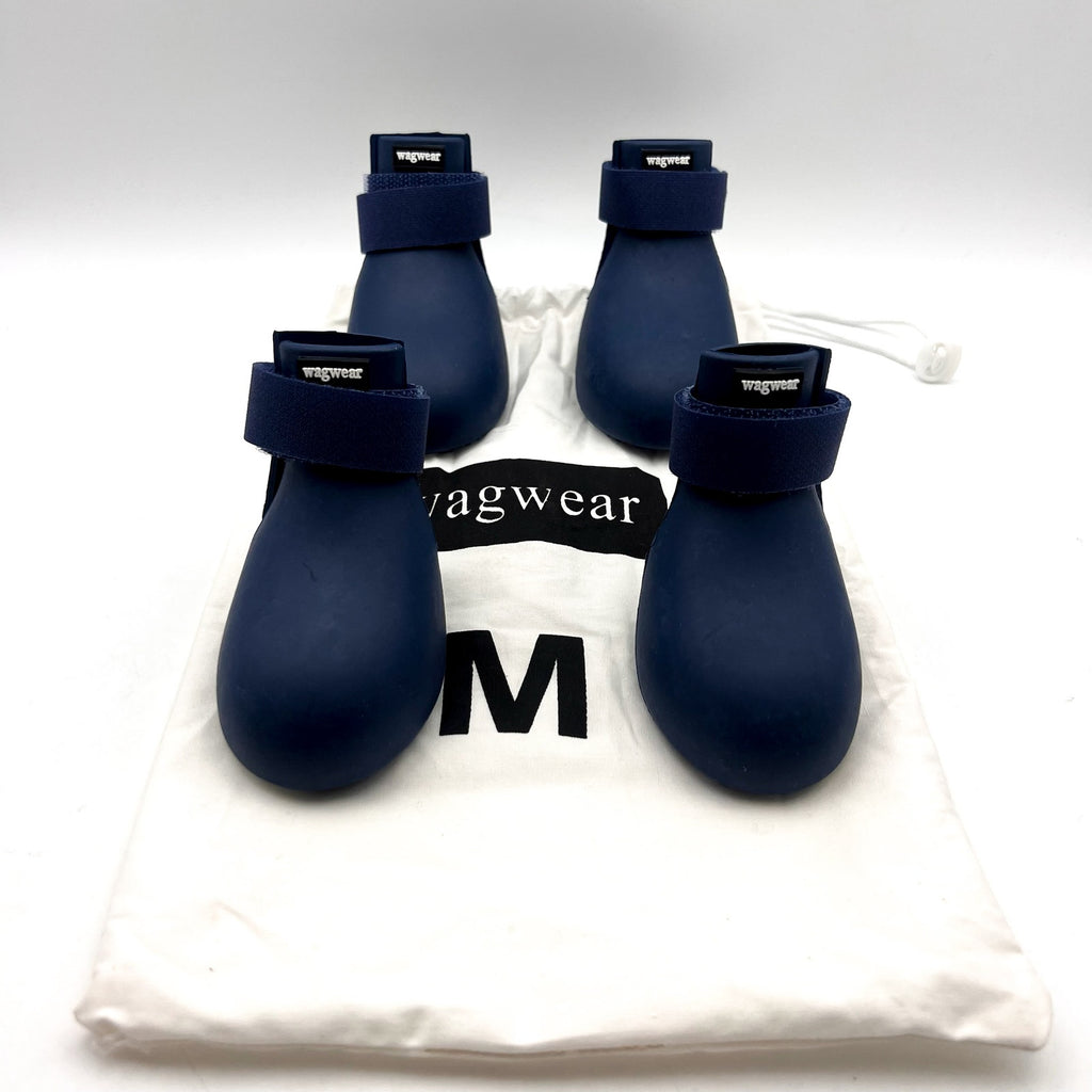 WAGWELLIES Rubber Dog Boots Navy 4 PCS Set Slip On 30-50 lbs NIB