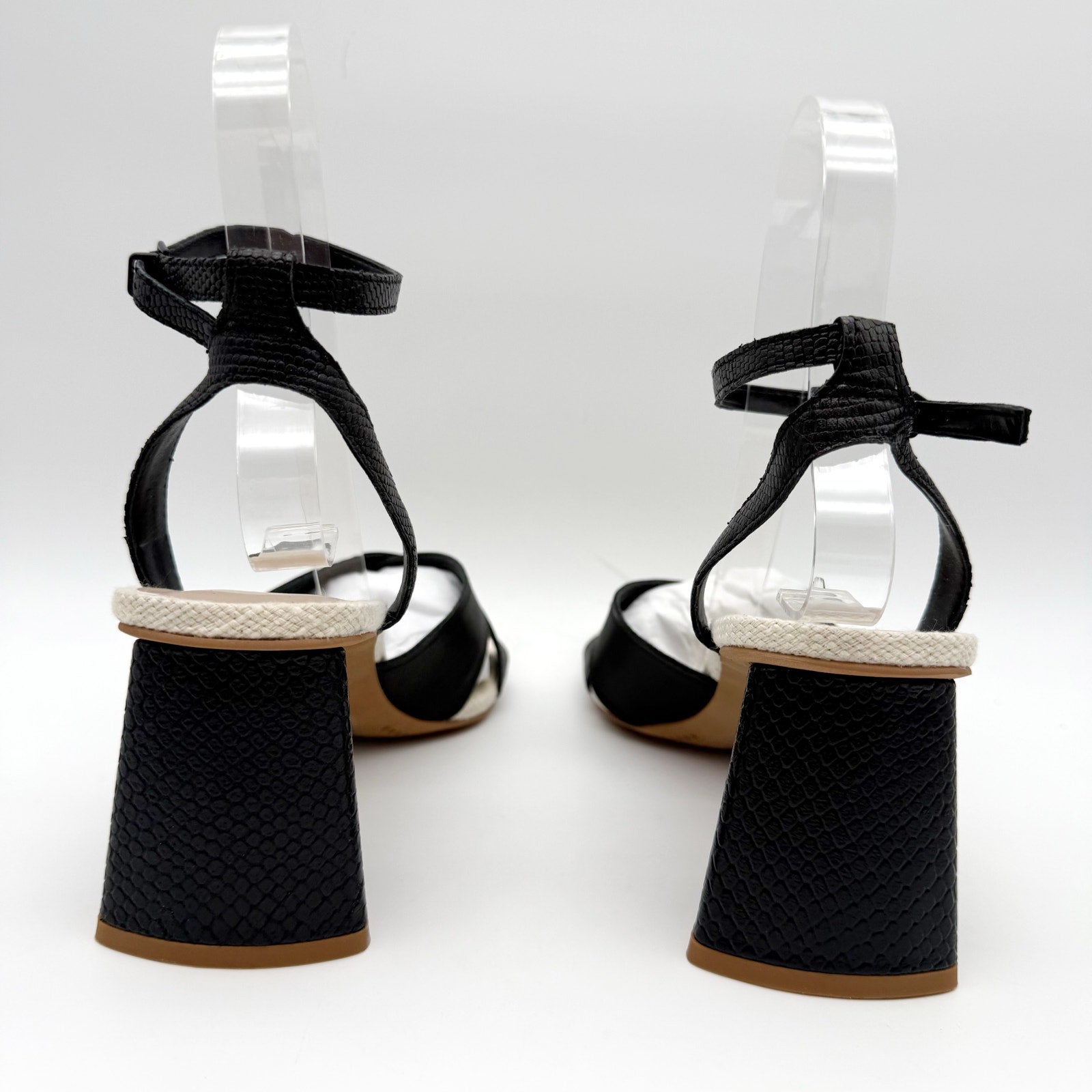 Dolce Vita Womens Tiki Heeled Sandals US 8.5 M Black Embossed Leather NIB