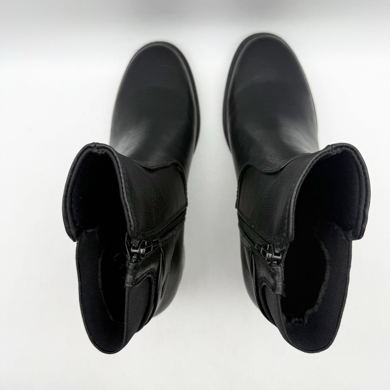 Baretraps Womens Dezzi Ankle Bootie Size 6.5 M EU 37 Black Boots NWOB
