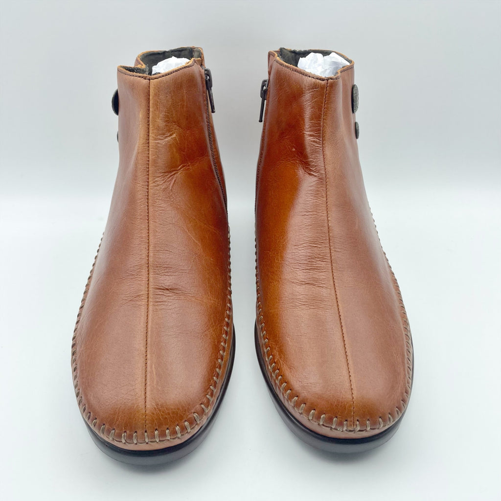 SAS Womens Jade Ankle Booties Size 9 WW EU 39.5 Brown Leather Boots NIB