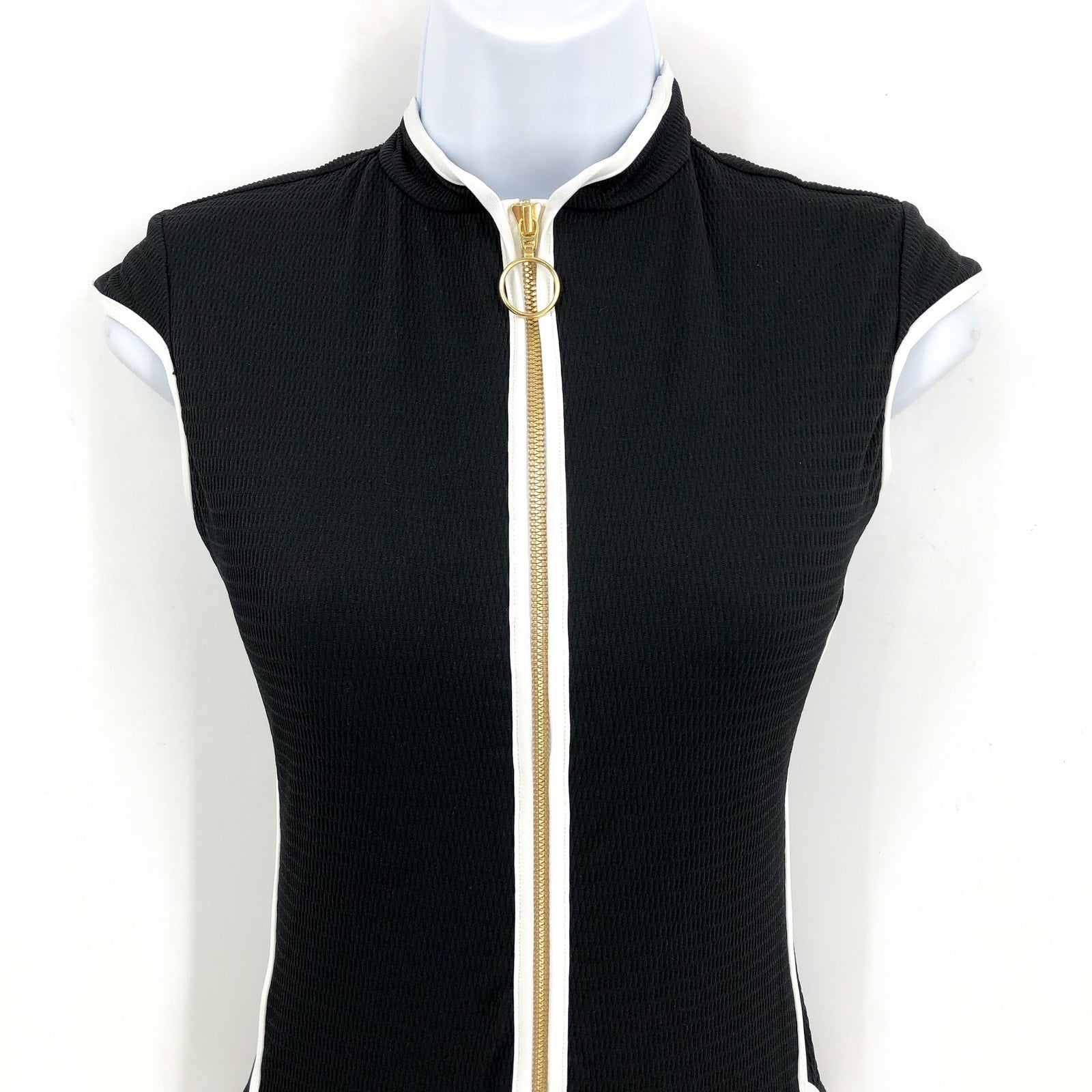 SEAFOLLY Women's Beach Bound One Piece Swimsuit Size 4 Black Zip Cap Sleeve NWT