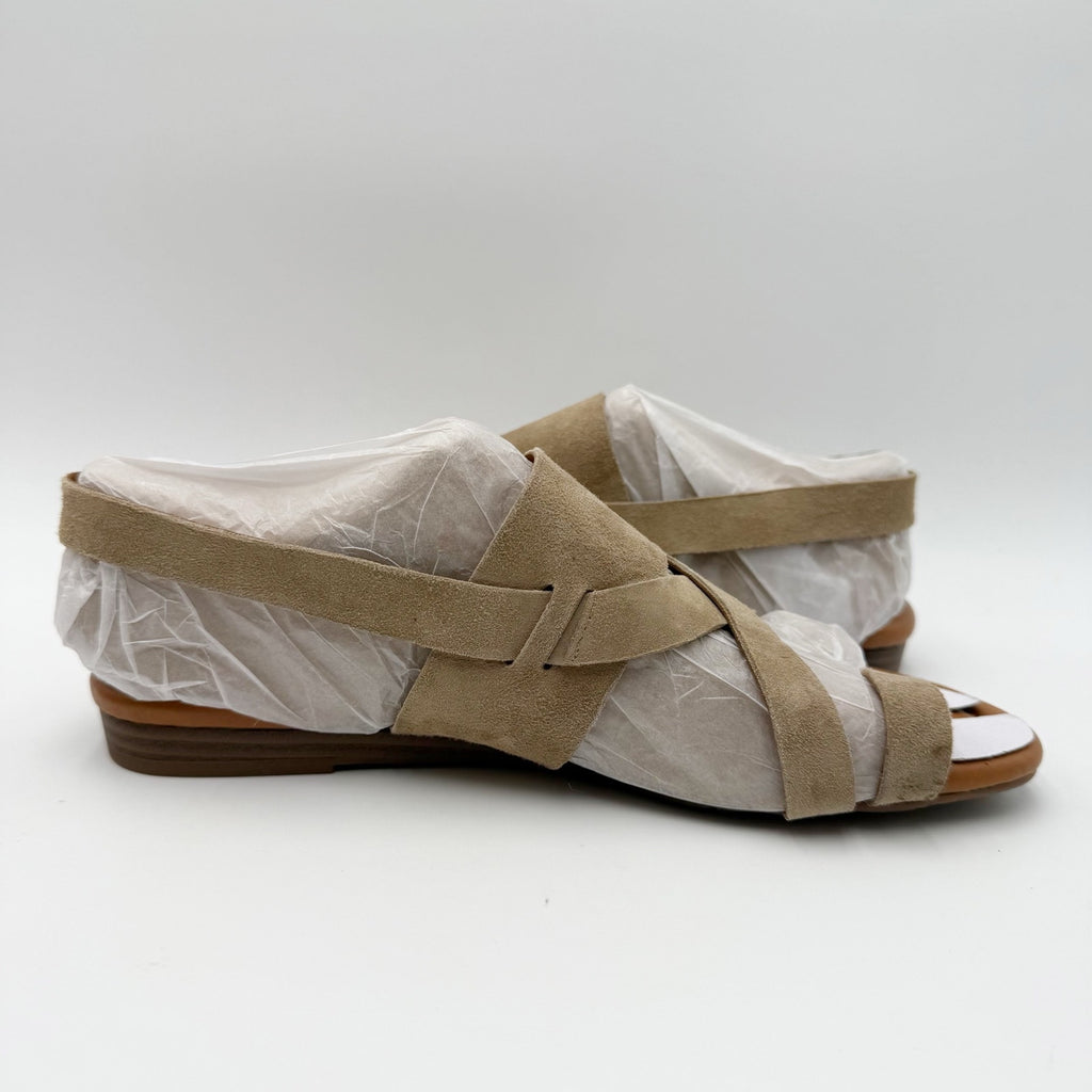 Franco Sarto Womens Gia Flat Sandals Size 7.5 M EU 38 Taupe Tan Suede NWOB