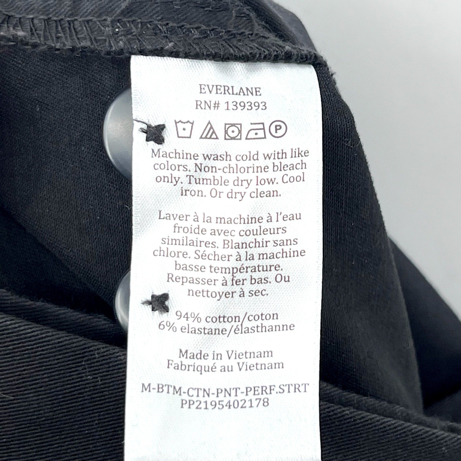 EVERLANE Men's Straight Fit Performance Chino Pants 35x28 Black Uniform NWT