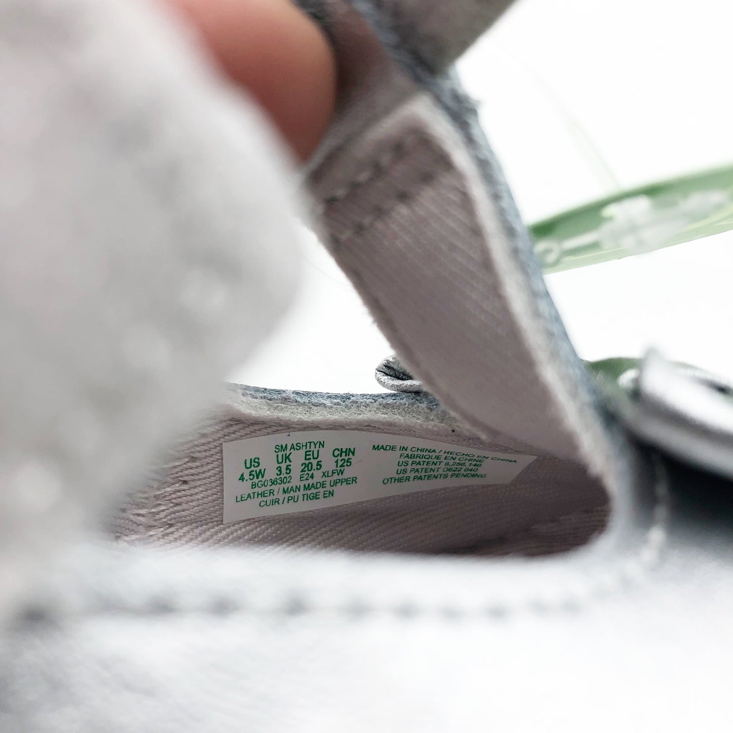 Stride Rite Girls Ashtyn Flat 4.5 Wide Silver Toddler Shoe Mary Jane NIB