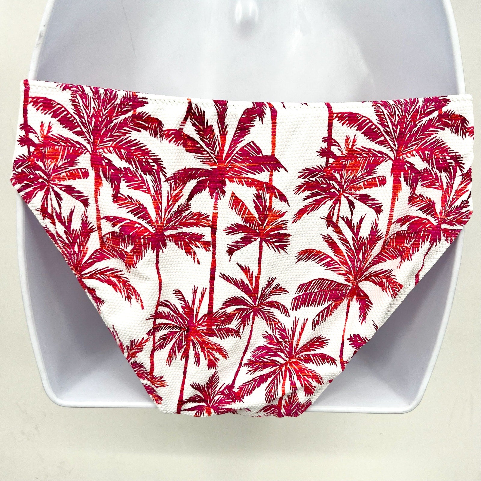 TOMMY BAHAMA Island Cays Hipster Bikini Small Pink Maui Pointelle Reversible NWT