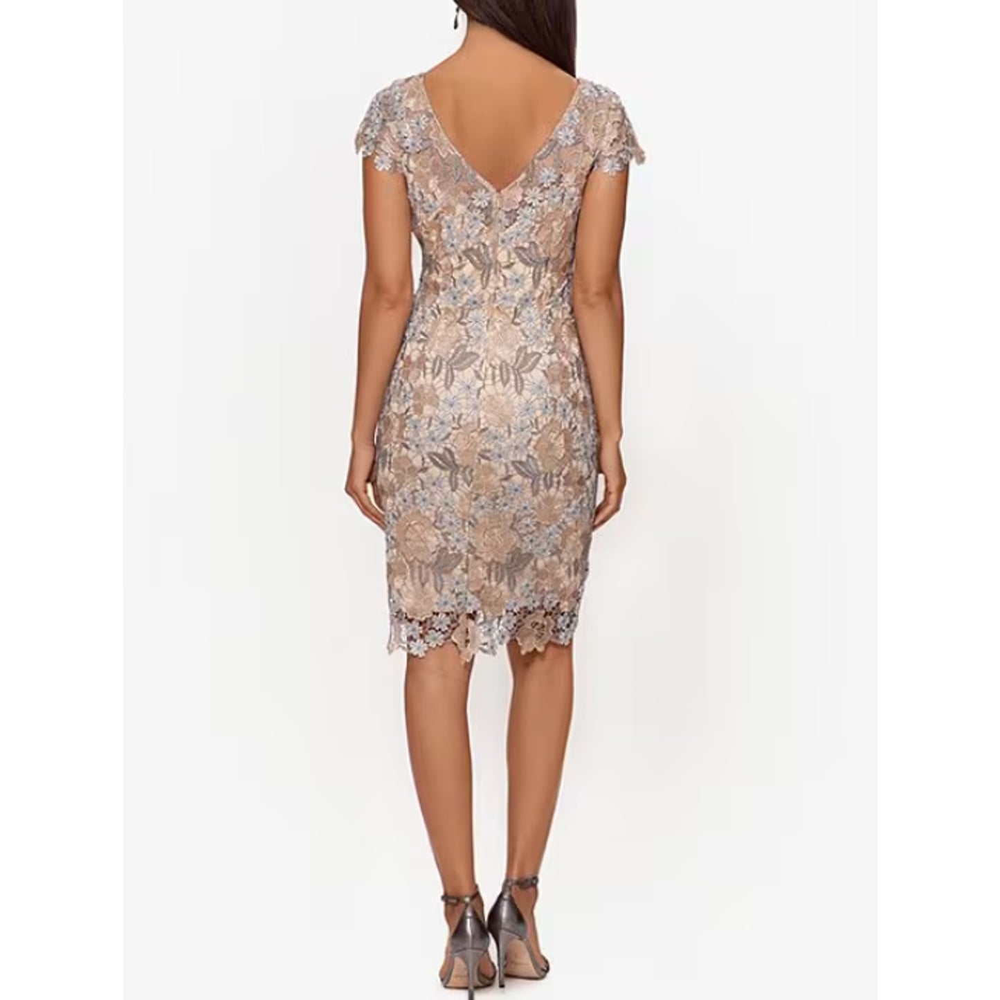 XSCAPE Floral Lace Sheath Dress Size 6 Rose Gold Short Sleeve Boat Neck NWOT