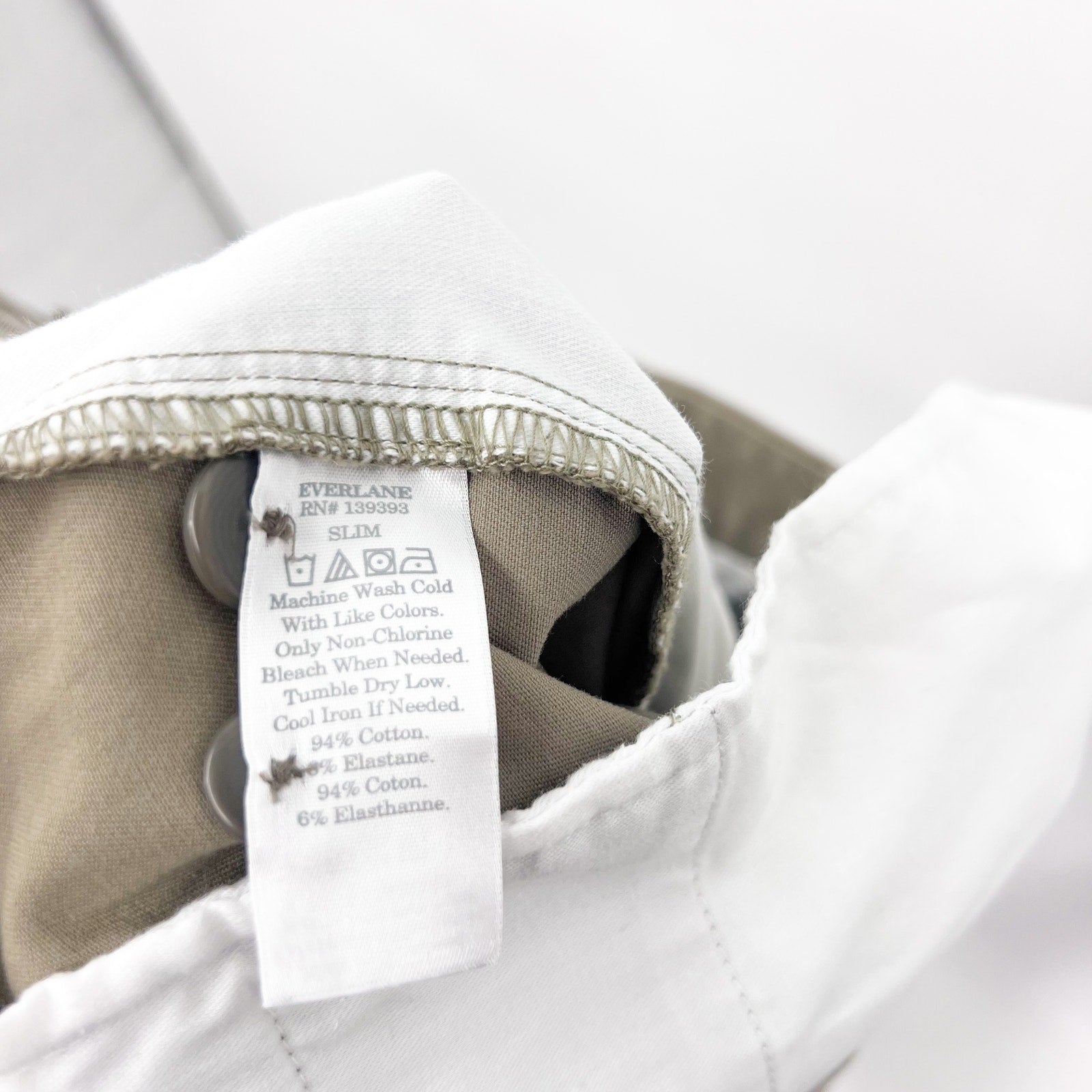 EVERLANE Mens The Performance Chino Pants 31x30 Khaki Uniform Slim Fit NWT