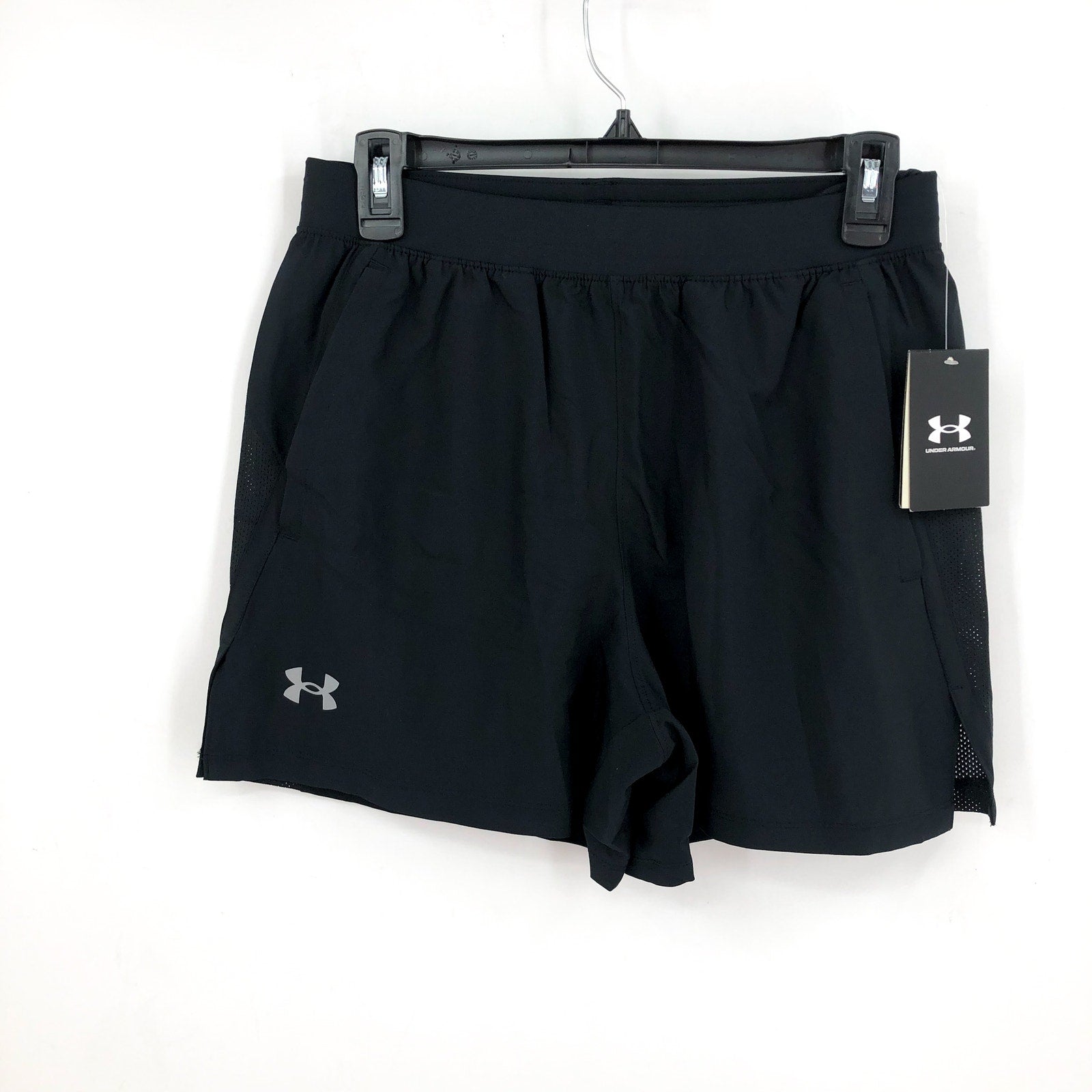 UNDER ARMOUR Men's UA Launch Athletic Shorts Medium Black 5'' Inseam NWT