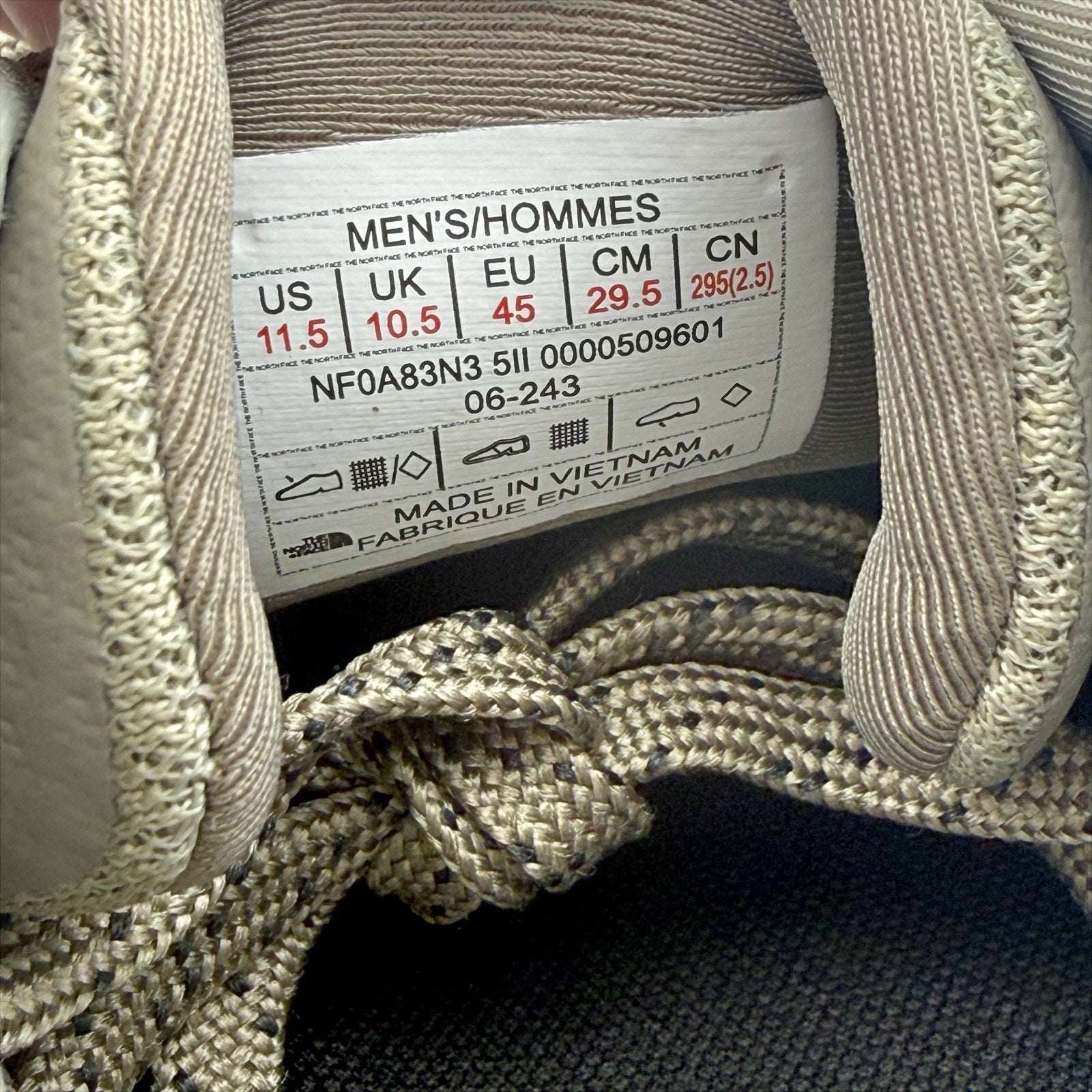 The North Face Men Altamesa 500 Trail Running Sneaker US 11.5 Grey Athletic NWOB
