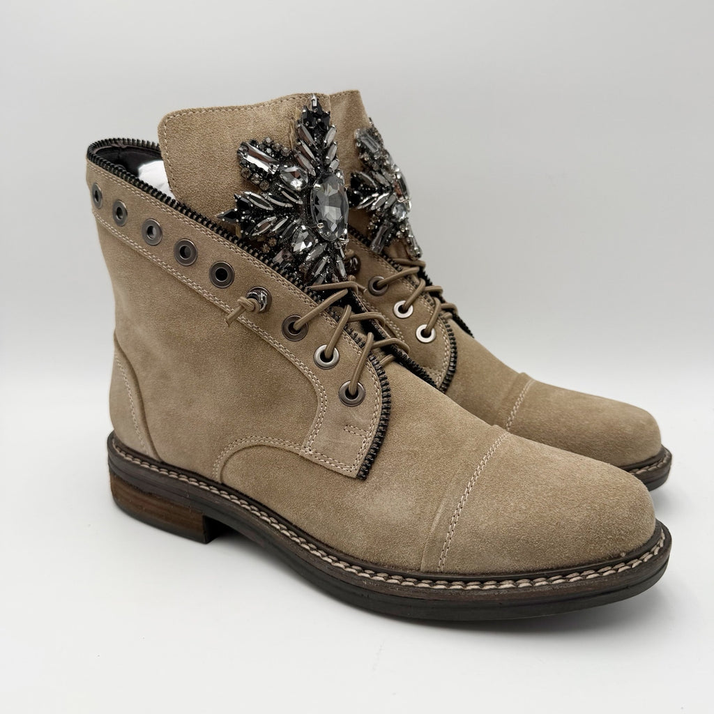 Vince Camuto Womens Sefella Combat Booties Size 7 EU 37 Tan Suede Ankle NIB