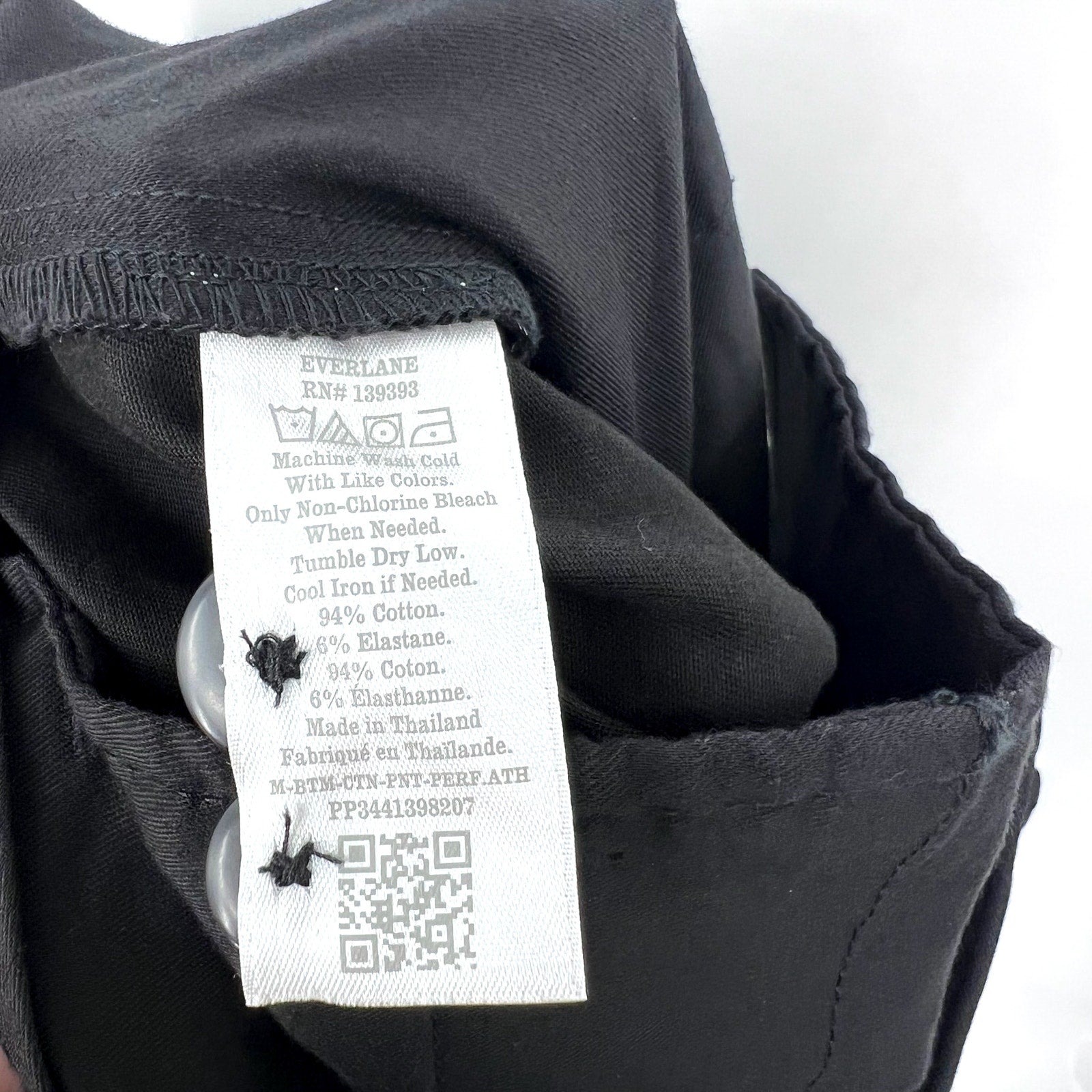 EVERLANE Uniform Mens Performance Chino Pants 31x30 Black Athletic Fit NWT