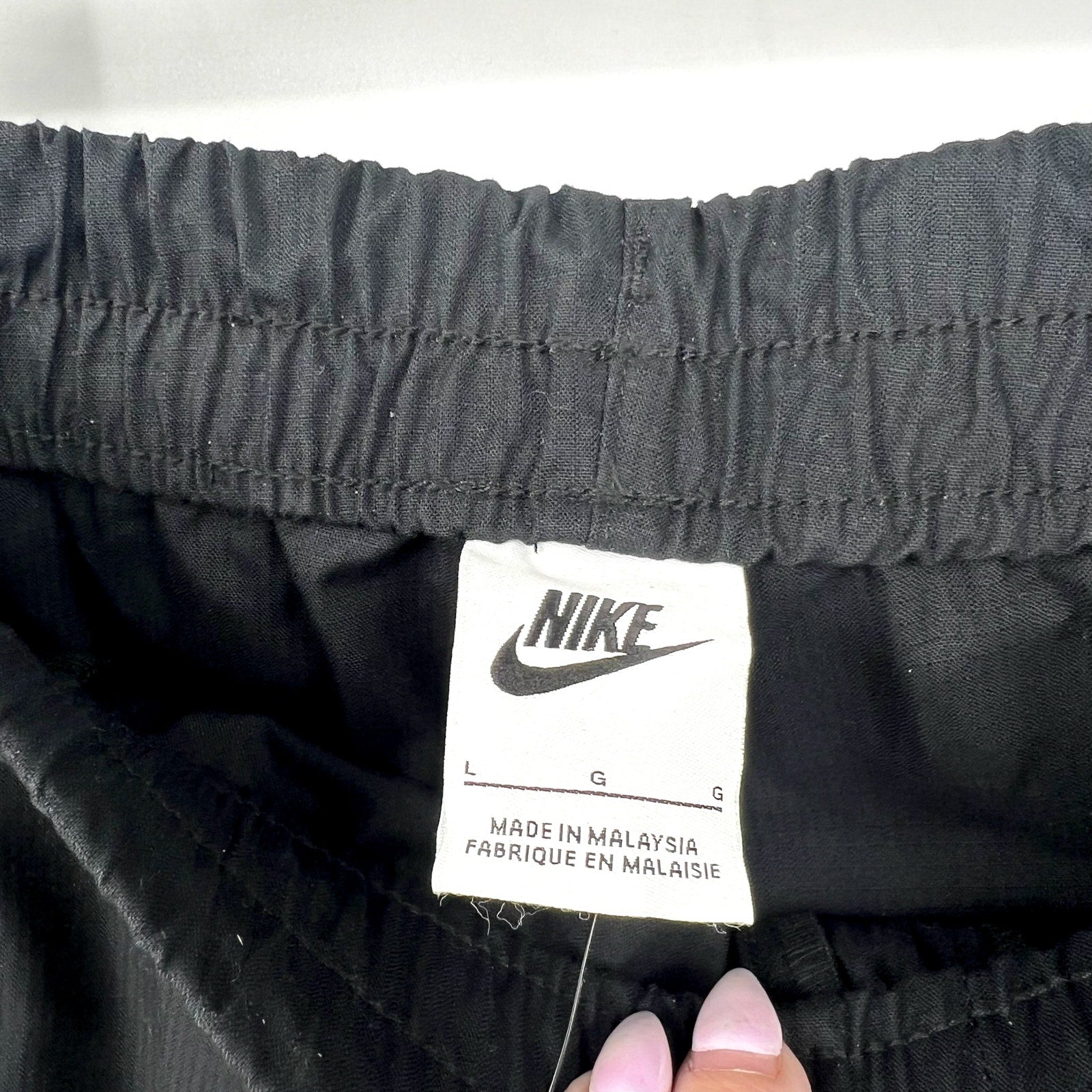 Nike Womens Sportswear Everything Wovens Cargo Pants Large Black Mid-Rise NWT