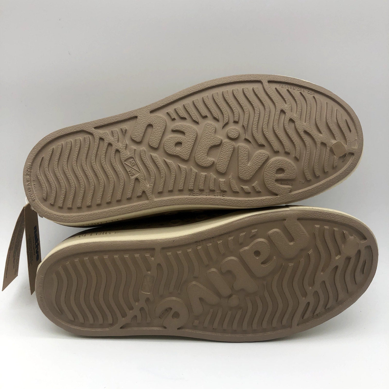 Native Unisex Jefferson Shoes Mens 3 Womens 5 Brown Tan EVA Slip On Sneakers NIB