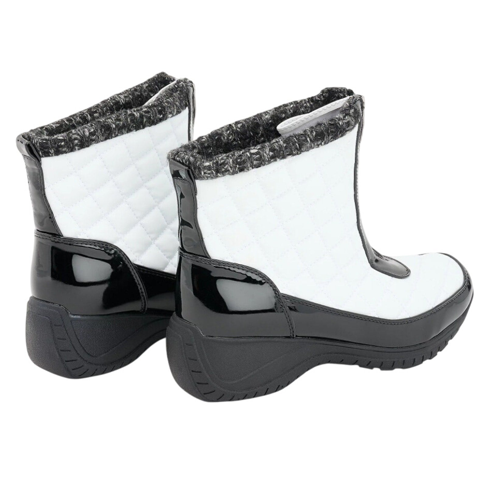 Khombu Womens Megan Snow Boots US 9 White Black Waterproof NIB