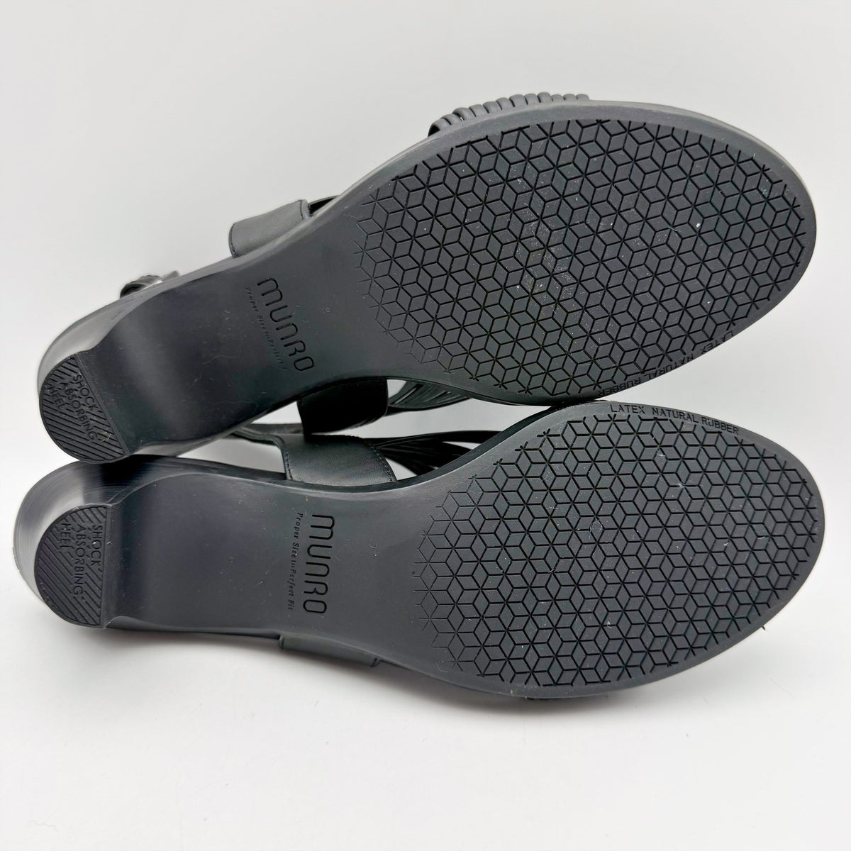 MUNRO Women's Marianna Heel Sandals Size 11 Narrow Black Leather NIB