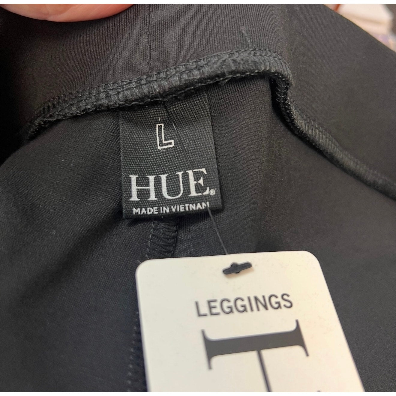 HUE Women's Ponte 7/8 Leggings Large Black Ankle Slit Stretch NWT