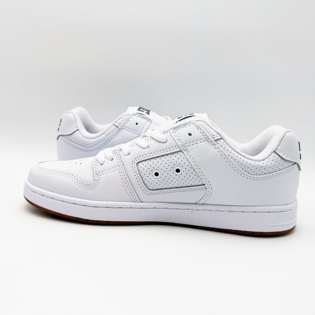 DC Mens Manteca 4 Skate Shoes Sneakers Size 9.5 EU 42.5 White Battleship NWOB