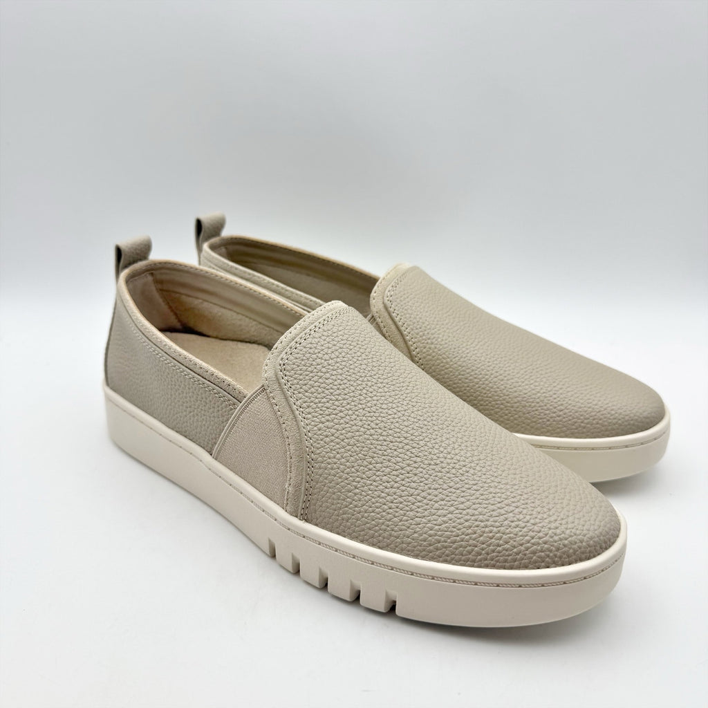 Vionic Womens Cambria Slip On Casual Loafers Size 7 Oatmeal Beige Leather NIB