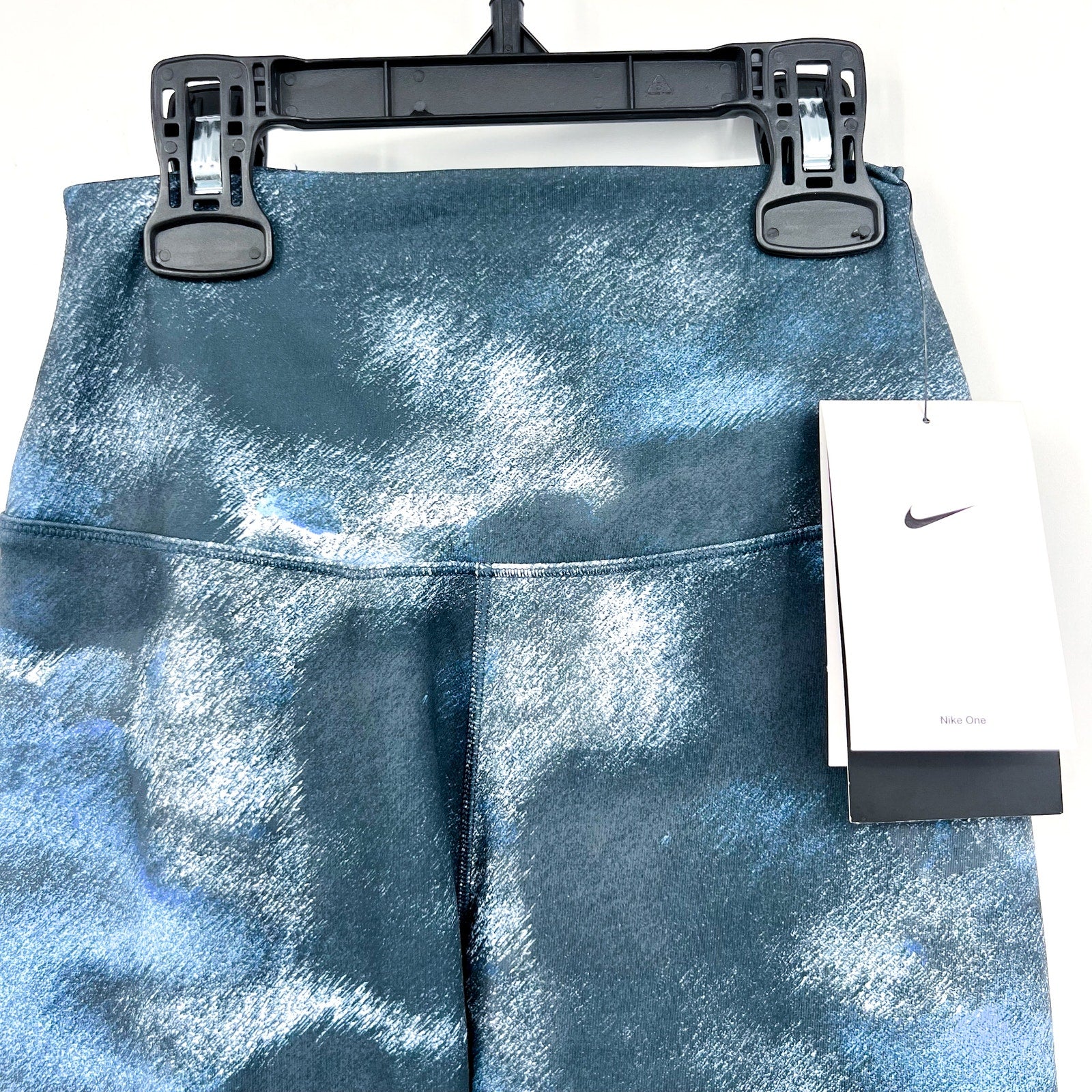 NIKE Women's One High Waist 7/8 Leggings Small Smokey Navy Blue Print NWT