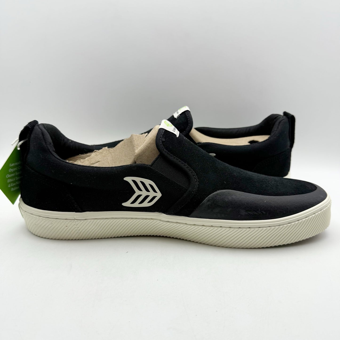 Cariuma Mens Slip On Pro Low Sneakers US 12.5 M EU 46 Black Ivory Suede NIB