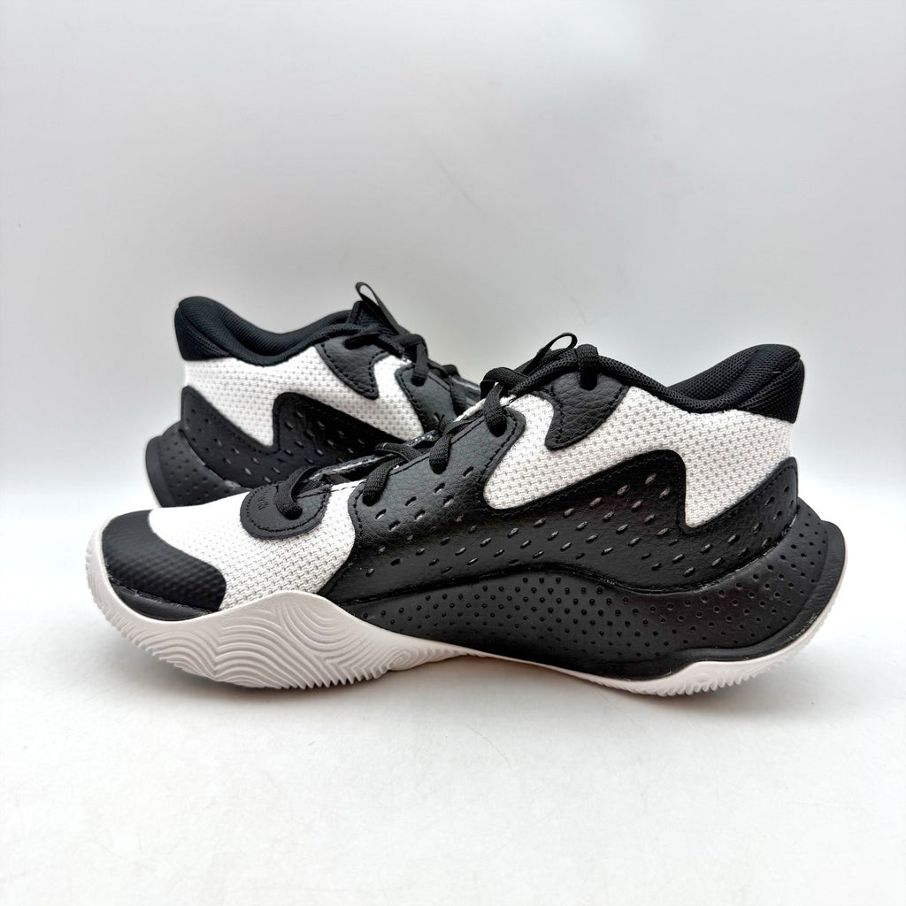 Under Armour Boys GS Jet '23 Basketball Sneakers US 5 YOUTH Black Gold NIB
