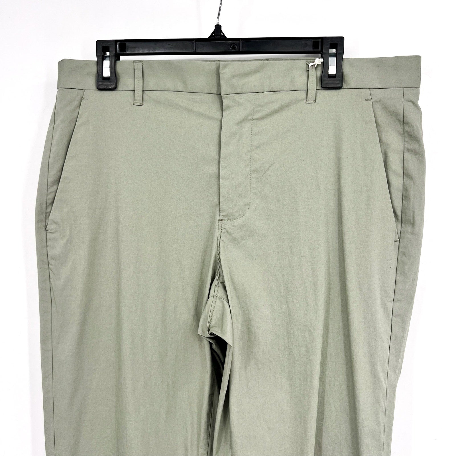 EVERLANE Mens Air Chino Pant 33x32 Sage Green Stretch Cotton Poplin Slim Fit NWT