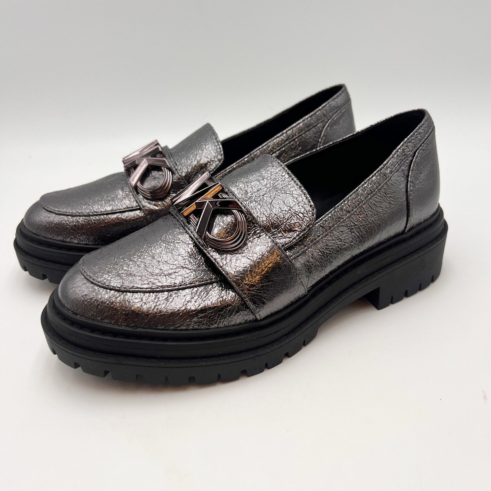 Micheal Kors Womens Parker Lug Loafers Size 6 M Metallic Grey NWOB