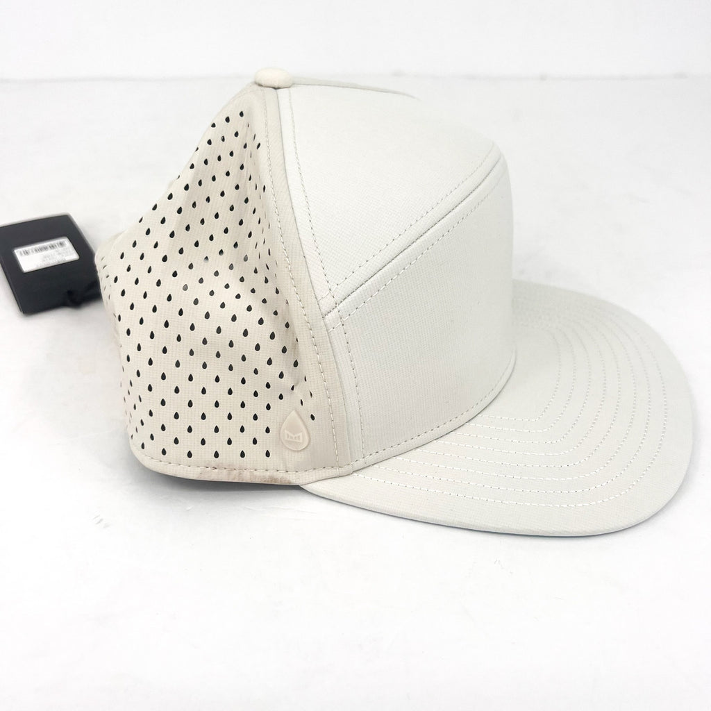 MELIN Men's Hydro Trenches Icon Performance Snapback Hat XL White Colada NWT