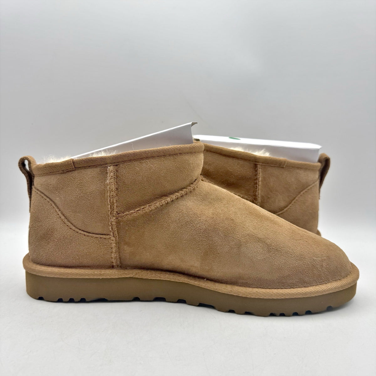 UGG Mens Classic Ultra Mini Boots Size 9 EU 42 Tan Chestnut Suede Fur Lining NIB