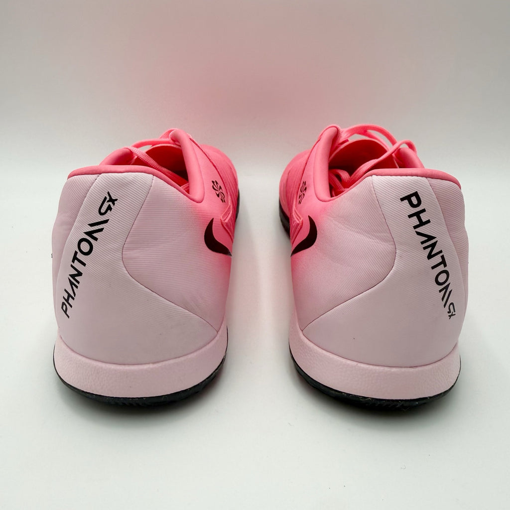Nike Mens Phantom GX II Academy Indoor Court Soccer Shoe US 8 Pink FJ2581 NWOB