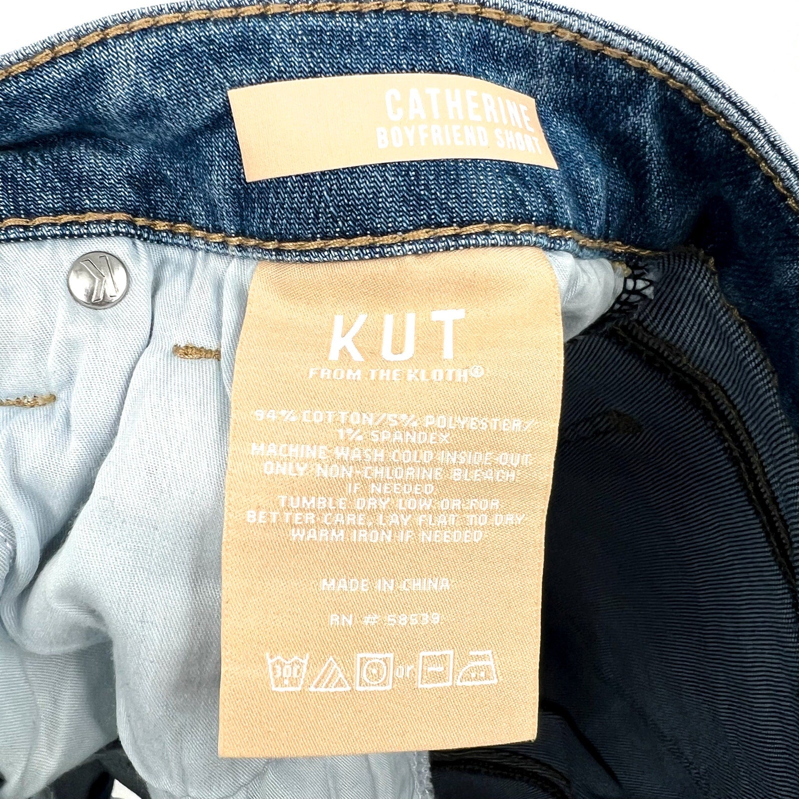 KUT FROM THE KLOTH Women's Catherine Boyfriend Denim Shorts Size 10 Blue NWT