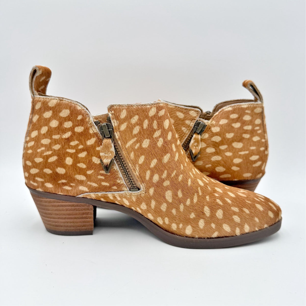 Vionic Womens Cecily Ankle Booties Size 5 EU 36 Brown Deer Print Calf Hair NWOB