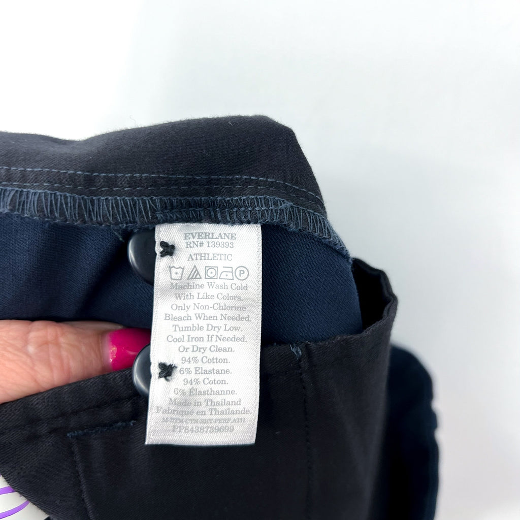 EVERLANE Men's 7" Athletic Fit Performance Chino Shorts Size 31 Navy Blue NWT