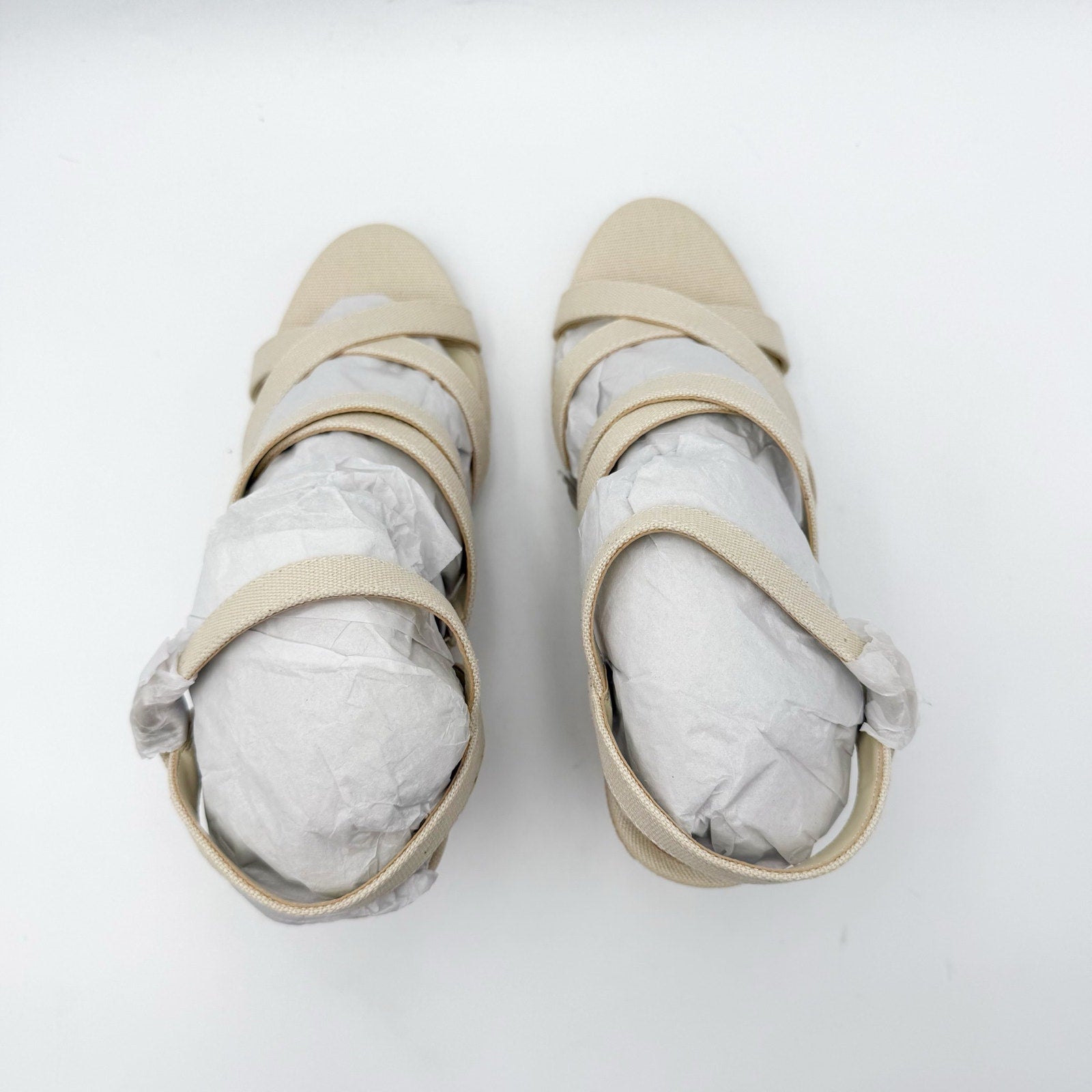 DOLCE Vita Womens DV8 Plume Wedge Sandals Size 7.5 Cream Beige Canvas NWOB