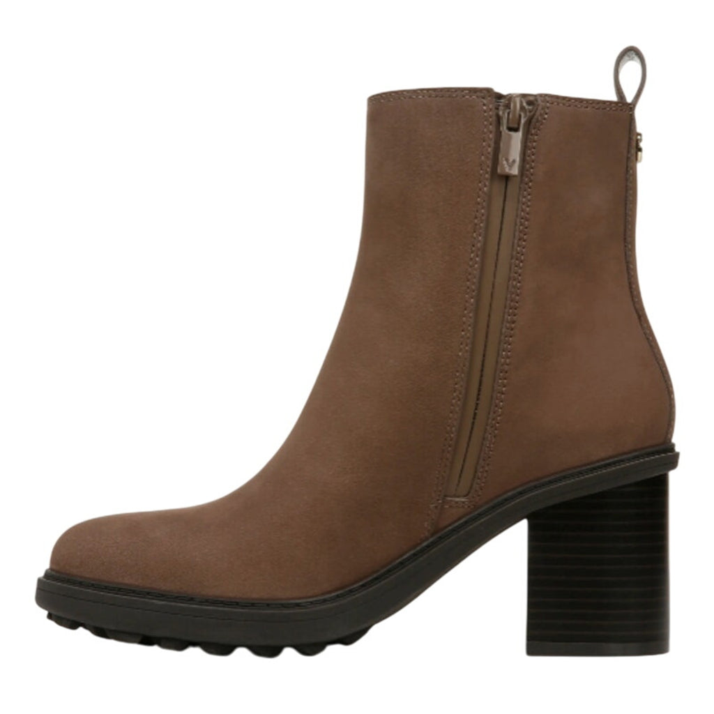 Vionic Womens Truckee Heeled Ankle Booties US 7.5 WIDE Brown Leather WP NIB