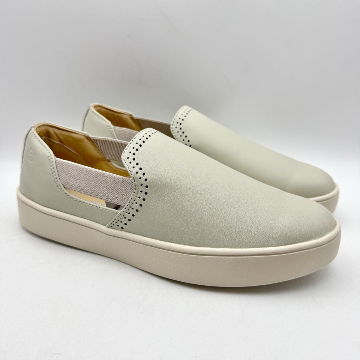 Spenco Womens Parker Low Sneakers Size 7.5 M EU 38 Oyster Grey Slip In NIB