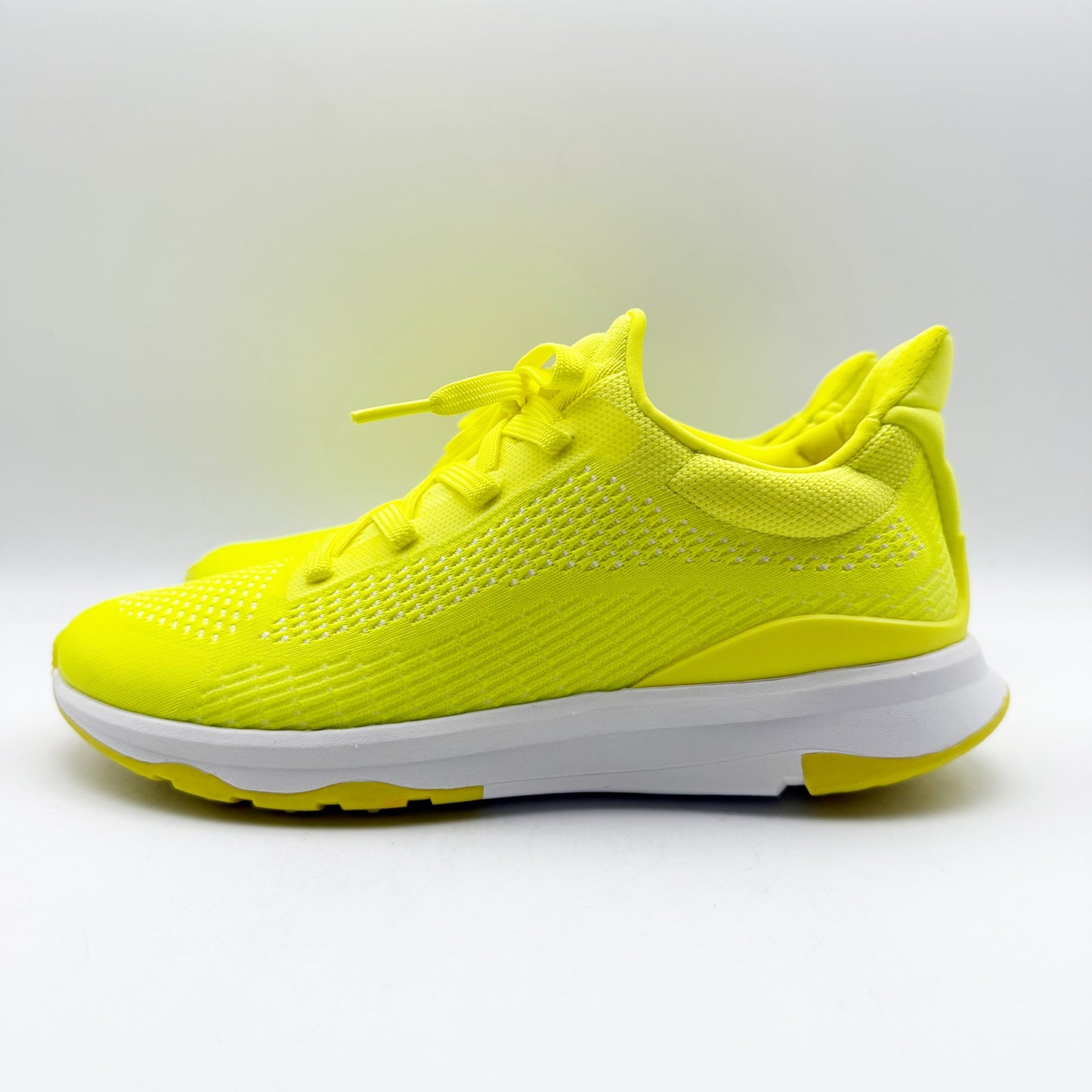 FitFlop Womens VITAMIN FFX Sports Sneakers US 7 Yellow Glow-in-the-Dark Knit NIB