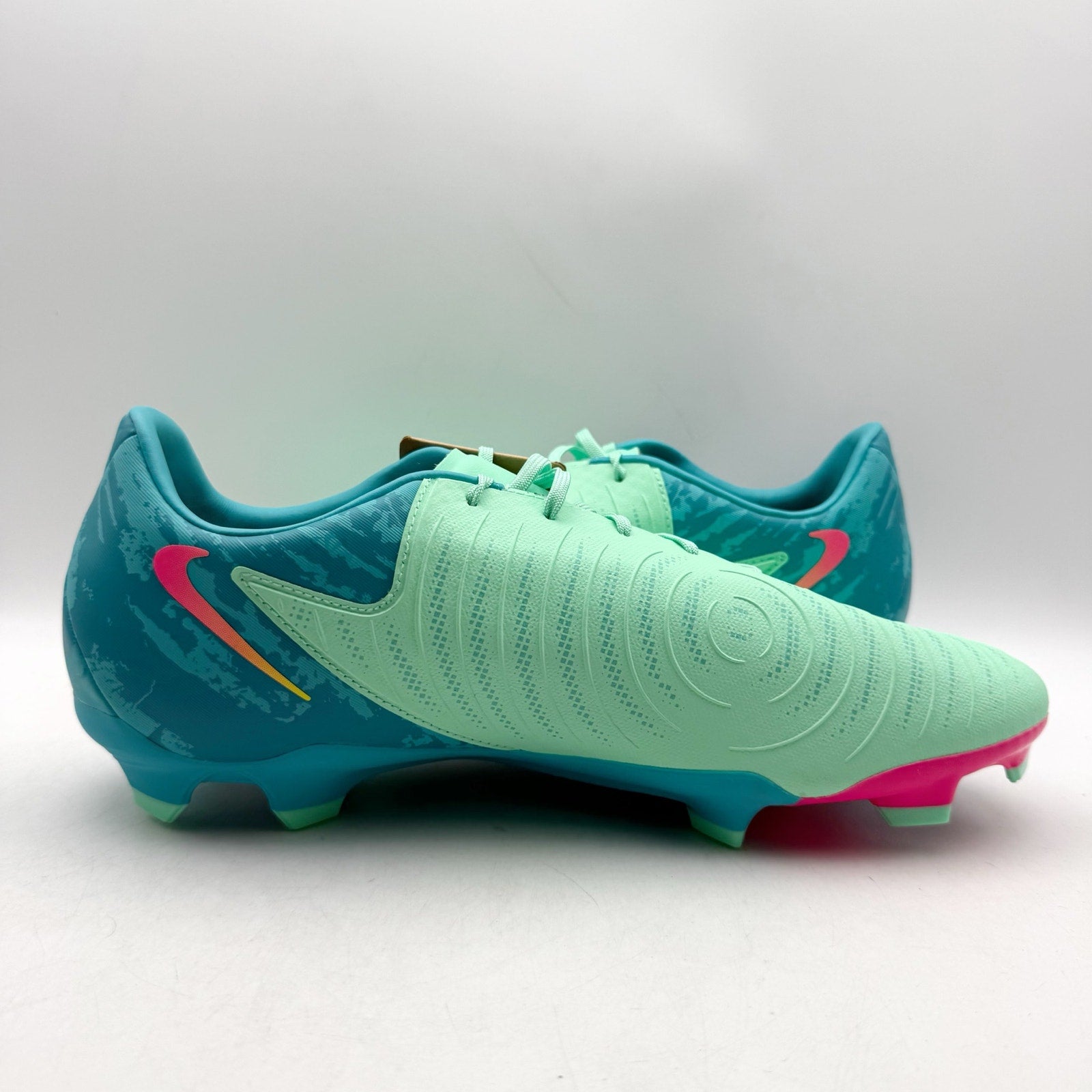 Nike Mens Phantom GX 2 Academy LV8 MG Soccer Cleats US 11.5 Green FJ2553 NWOB