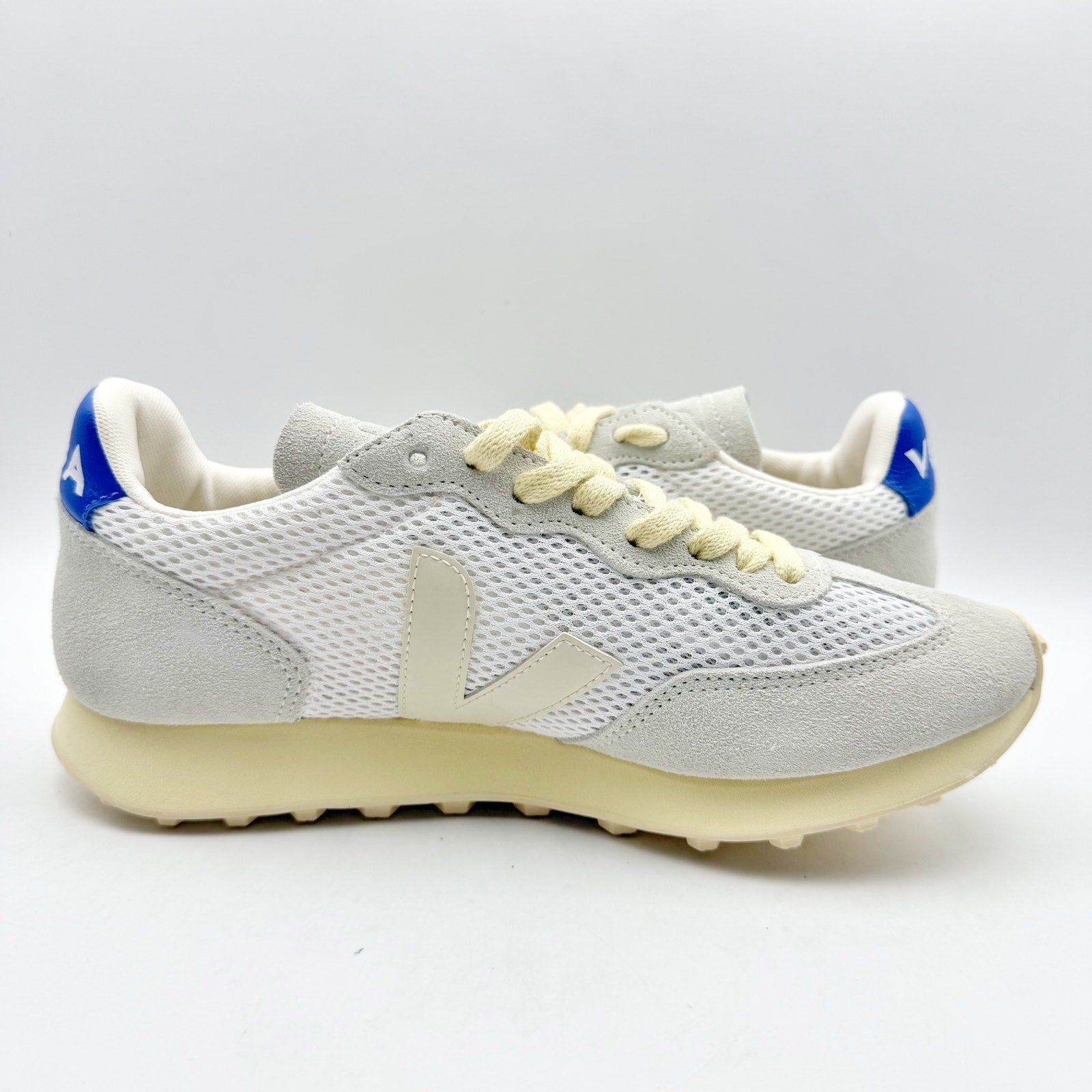 Veja Womens Rio Branco Casual Sneakers US 7 EU 38 Tan Beige Suede NWOB