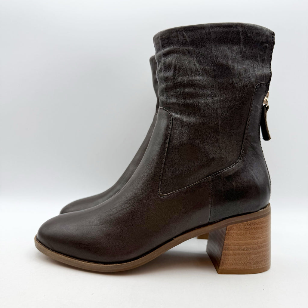 Kelsi Dagger Womens Brooklyn Island Boots Size 6.5 M Brown Vegan Leather NIB