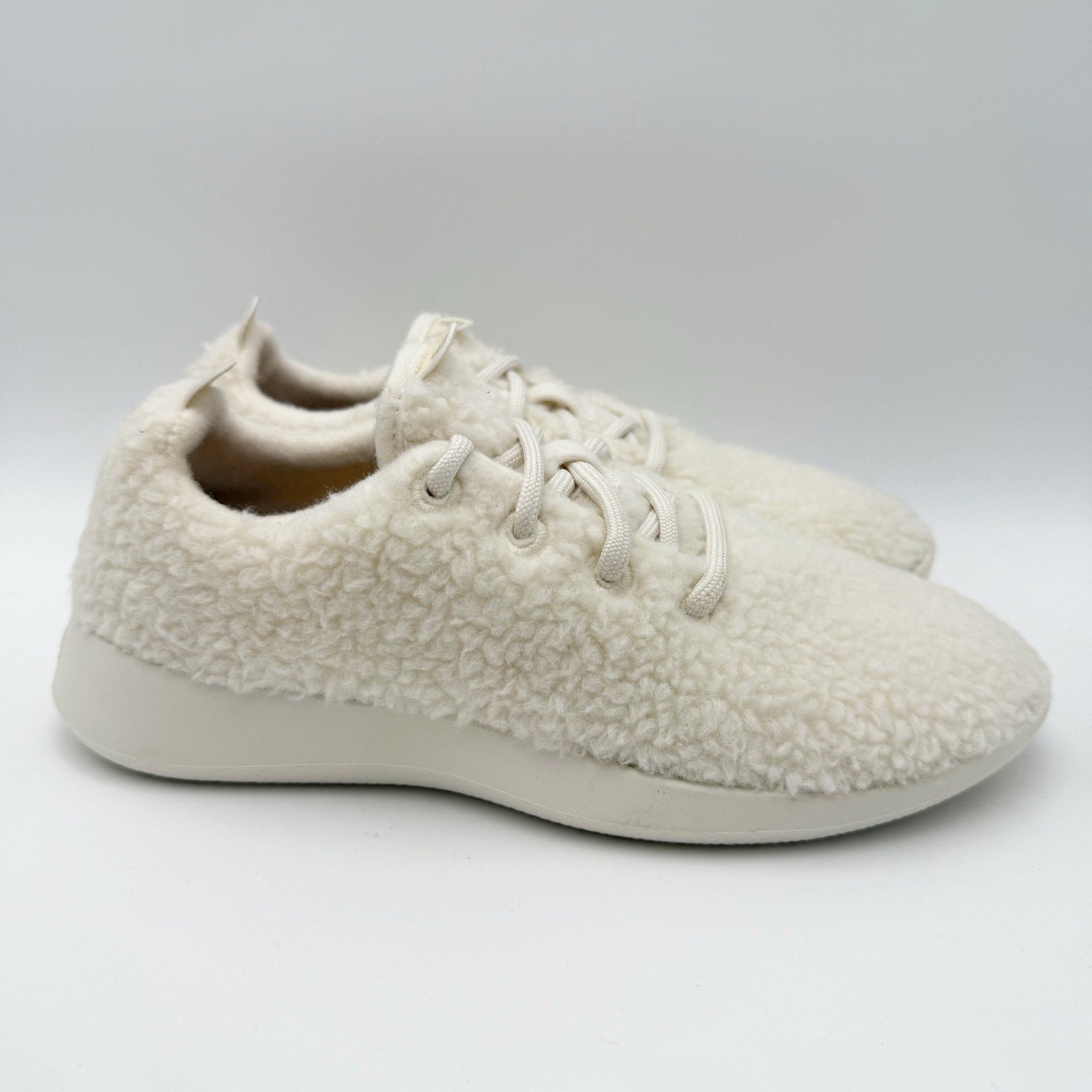 AllBirds Womens Runner Fluff Sneakers US 9 EU 39 White Merino Wool Comfort NIB