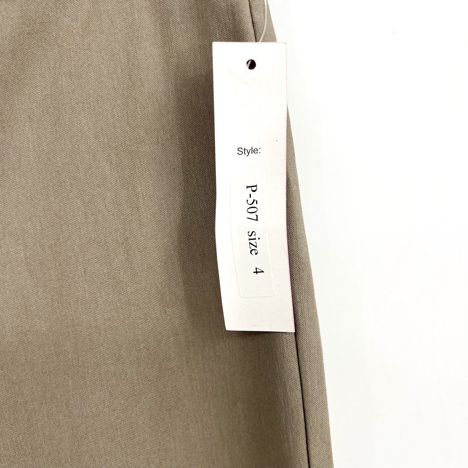 KRAZY LARRY Women's Pull-On Ankle Pants Size 4 Taupe High Rise Stretch NWT