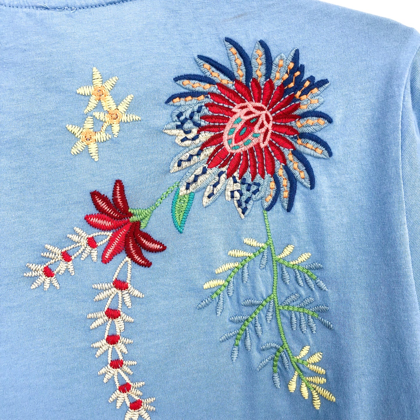 JOHNNY WAS Womens Raw Seam T-Shirt Small Blue Ishani Embroidered Floral NWT
