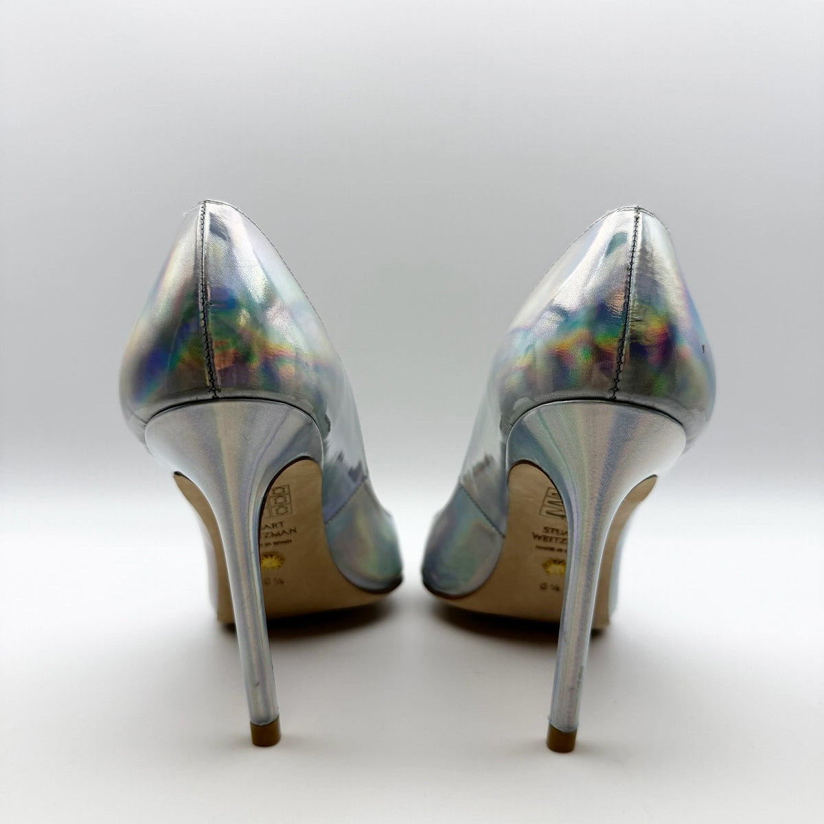 Stuart Weitzman Womens Iridescent Scallop Pumps Size 6.5 Silver Heels NWOB