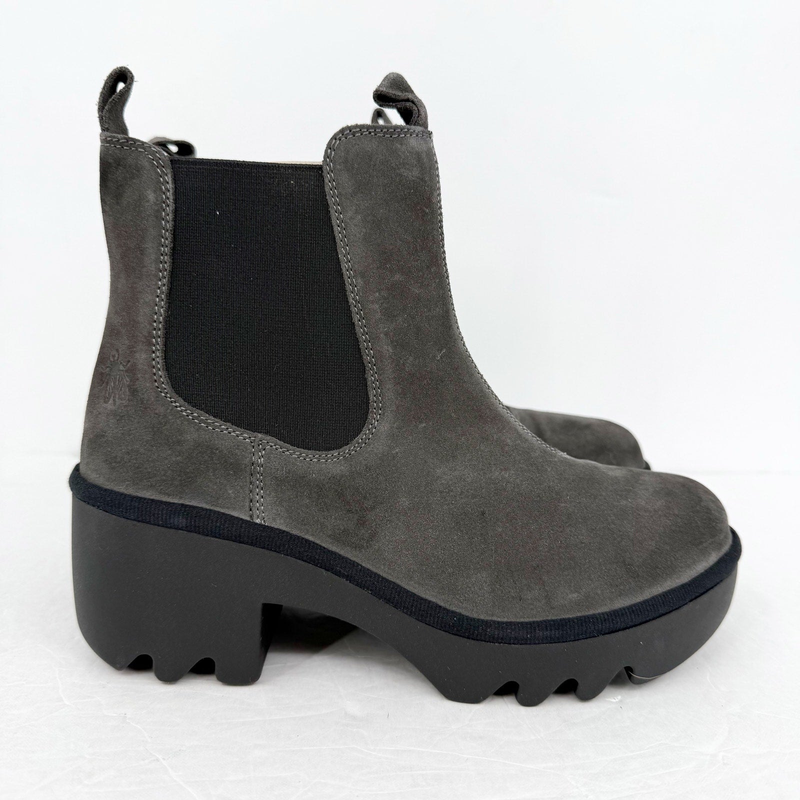 Fly London Womens TRIG514FLY Ankle Chelsea Bootie EU 38 US 8 Grey Suede NIB