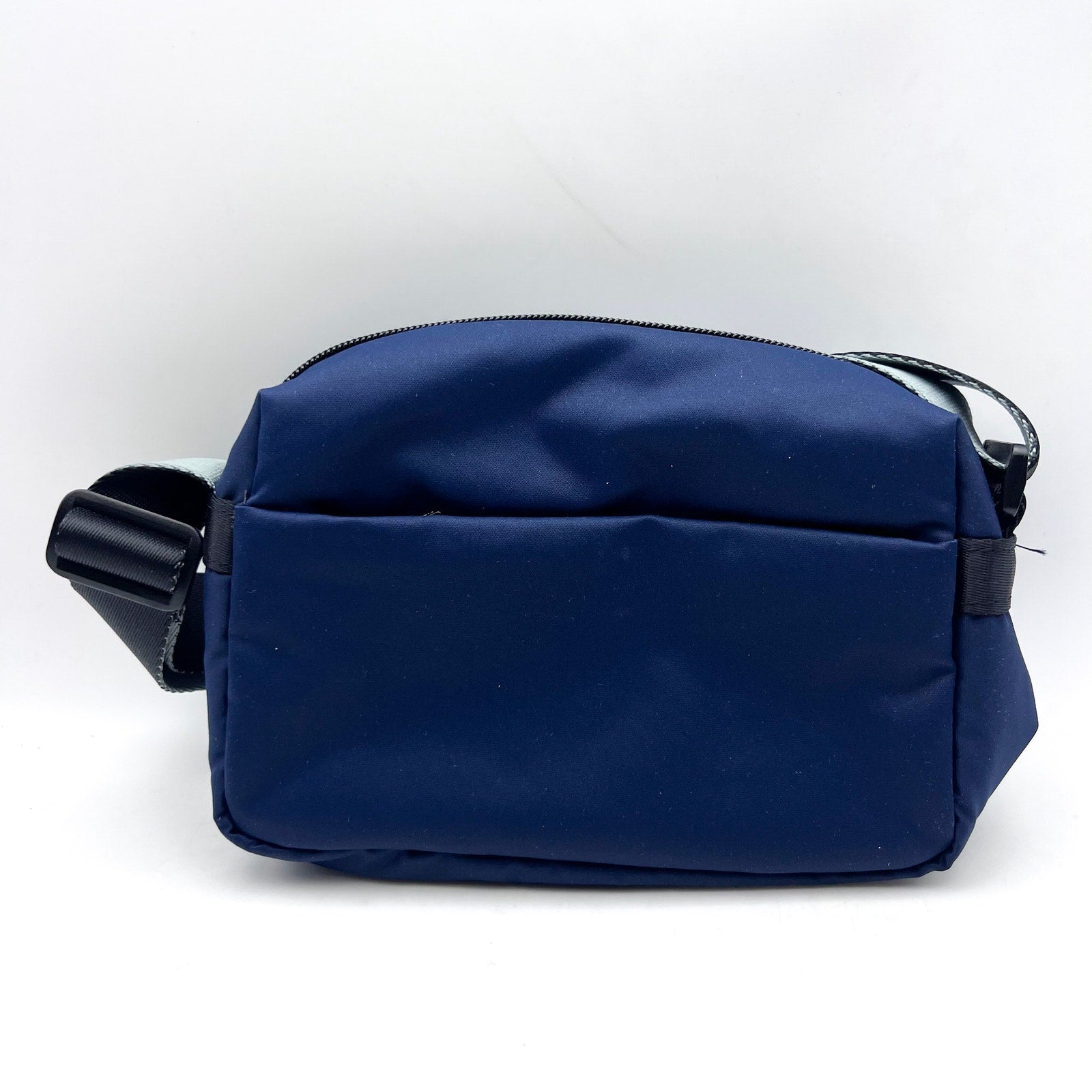 HEDGREN Unisex Neutron Crossbody Bag Medium Nuptune Blue Water Repellent NWT