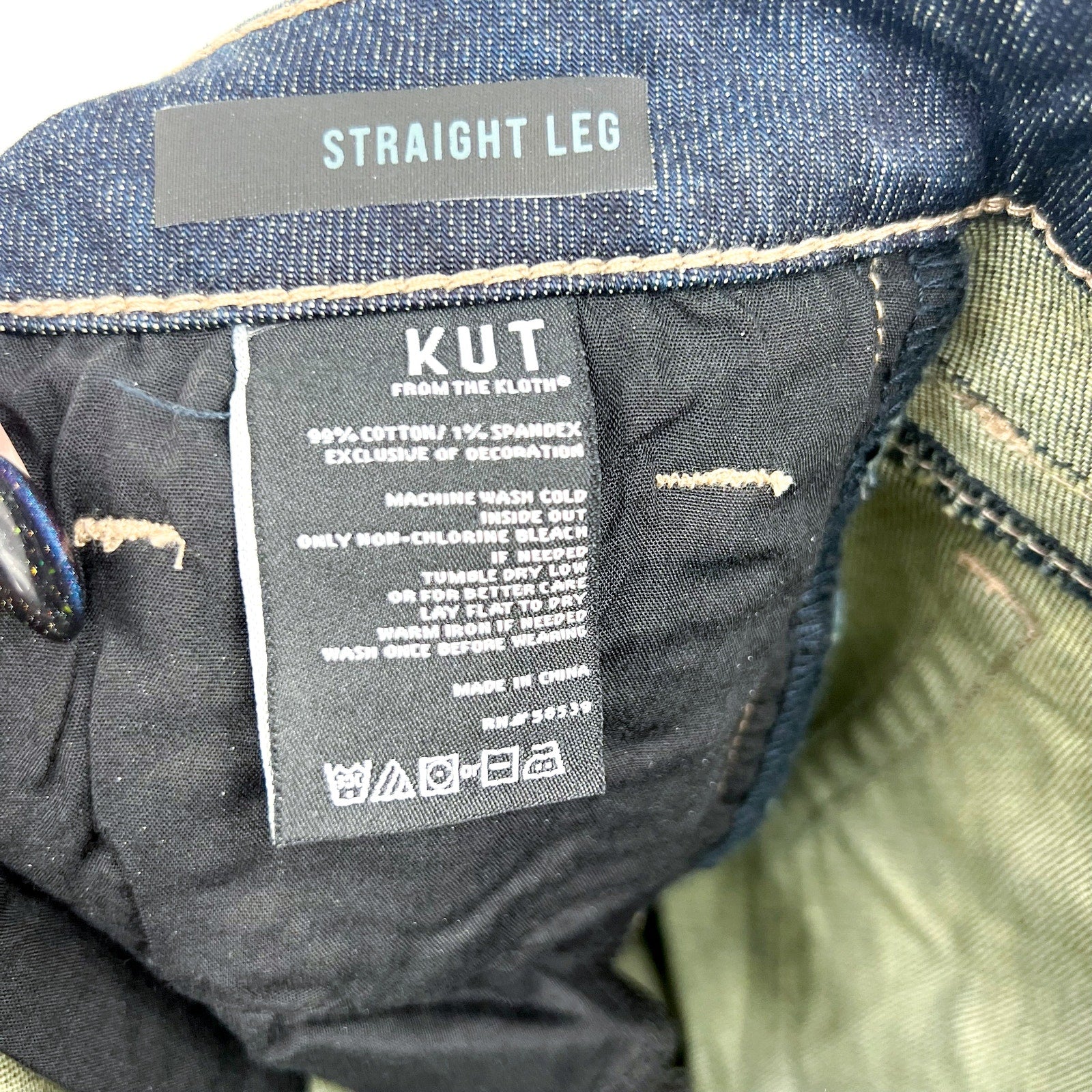KUT FROM THE KLOTH Women's Stevie Straight Leg Jean Size 6 Blue Wise Wash NWT