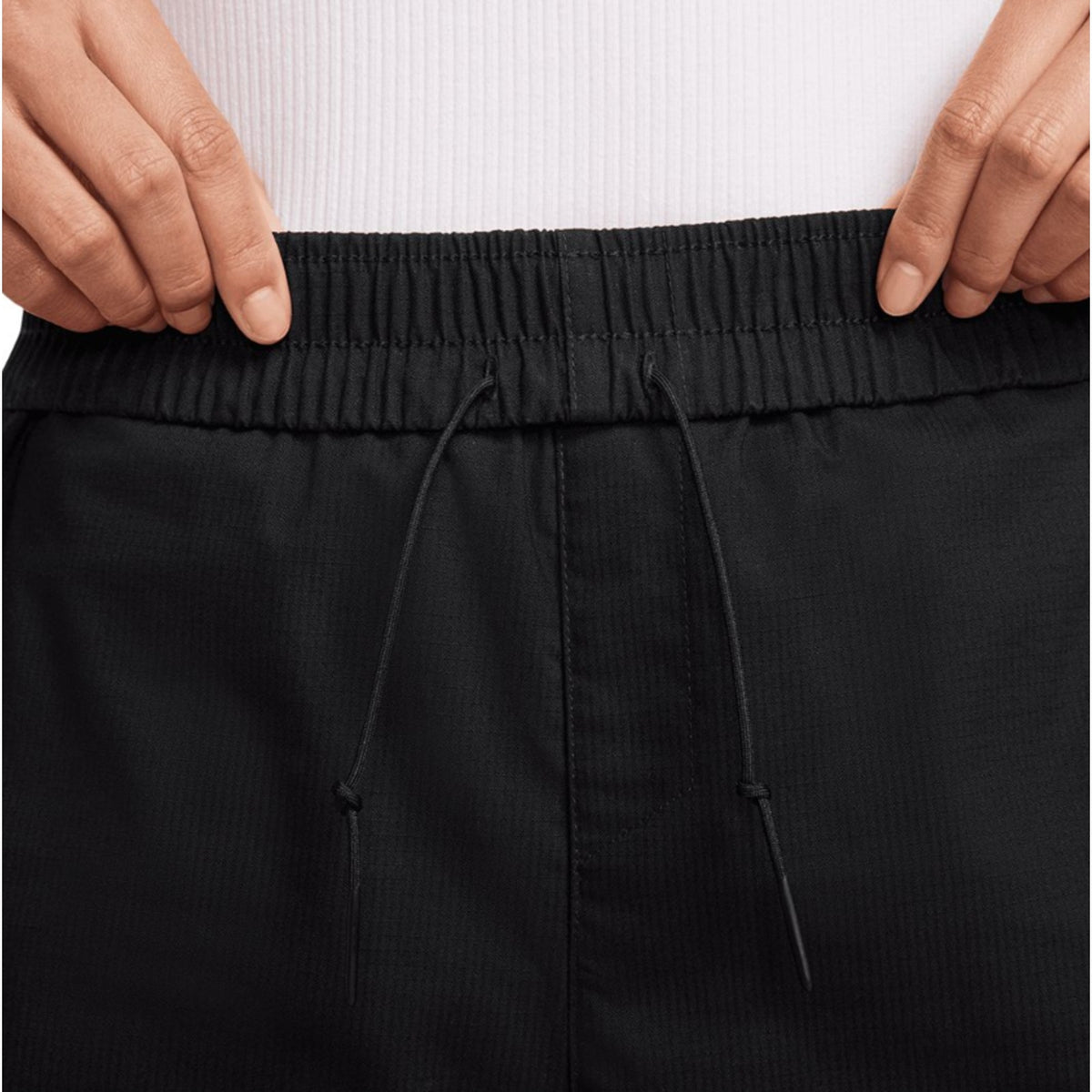 Nike Womens Sportswear Everything Wovens Cargo Pants Large Black Mid-Rise NWT