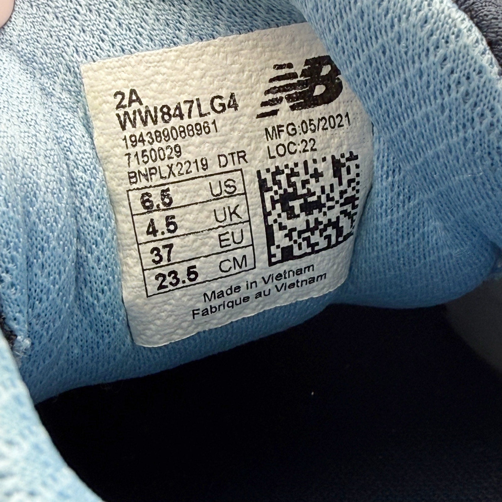 New Balance Womens 847v4 Walking Shoes US 6.5 AA NARROW Grey Blue Athletic NWOB