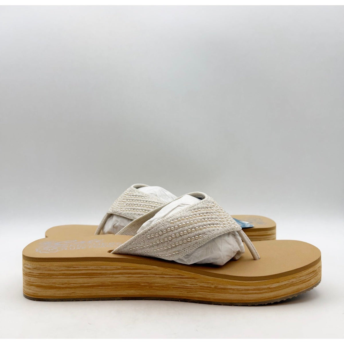 Skechers Women's Summers Mid Wedge Thong Sandals Size 10 EU 40 Off White Tan NIB